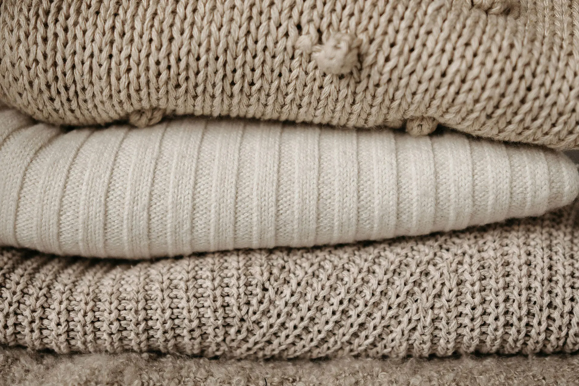Knitwear in natural tones